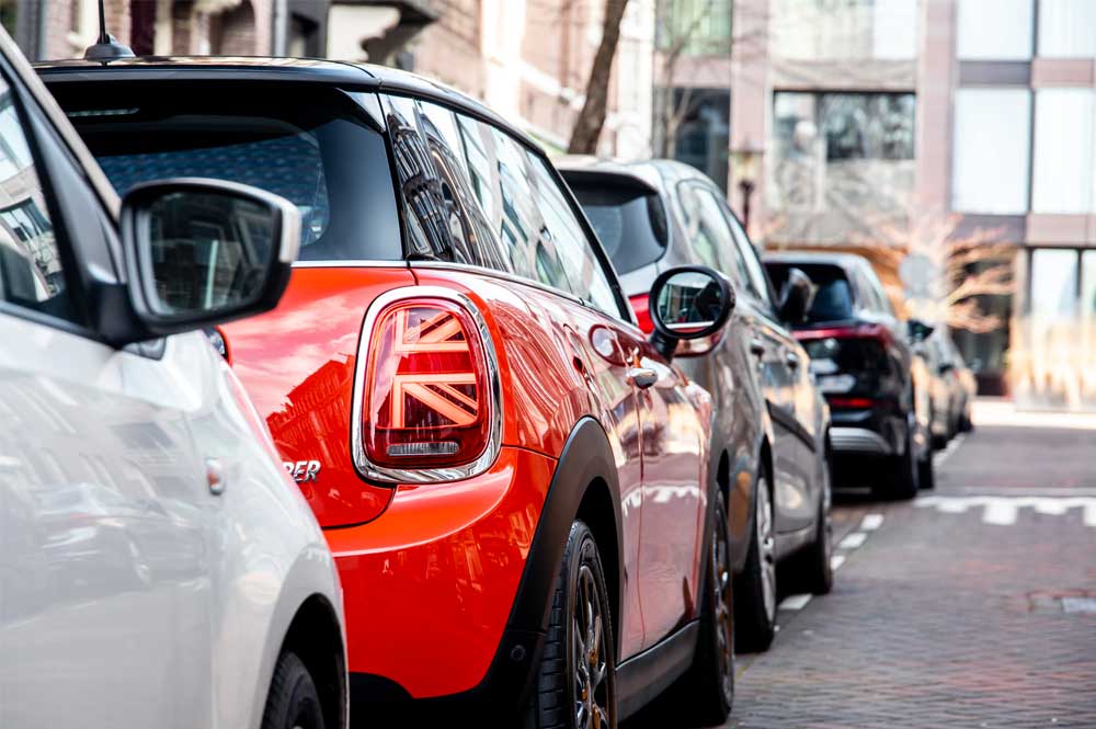 Moving abroad – 10 things to keep in mind when exporting your car from the UK
