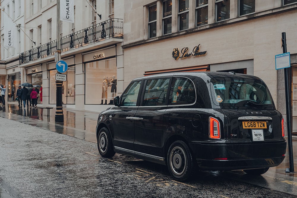 How can you tell if a Car has previously been a Taxi or Minicab?