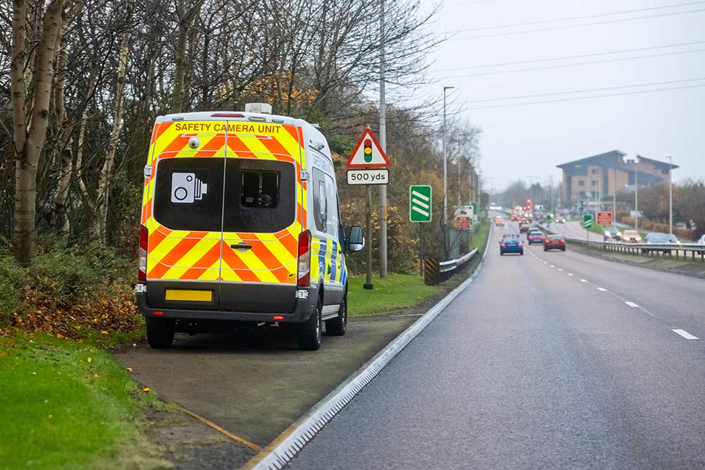 Common Speed cameras in the UK – How do they work? - Free Car Check